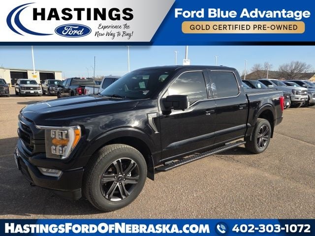 2022 Ford F-150 XLT Sport 302A in Agate Black Metallic — front three-quarter view
